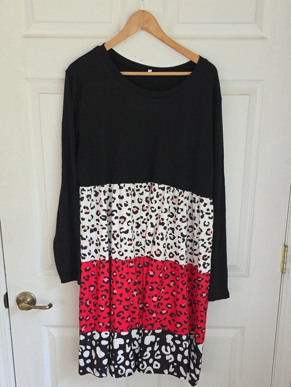 SHEIN Black White and Red Long Sleeve Colorblock Leopard Print Dress
